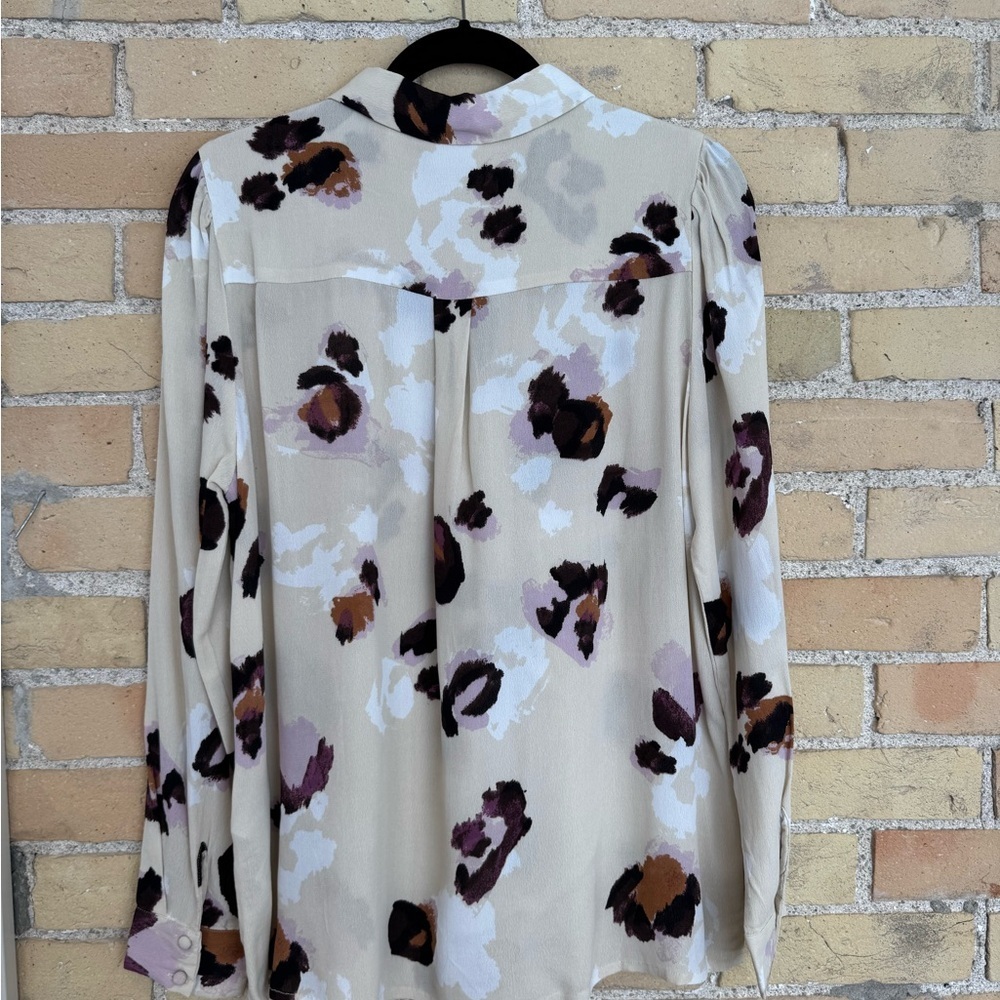 New Dranella Blouse - Picture 3 of 3